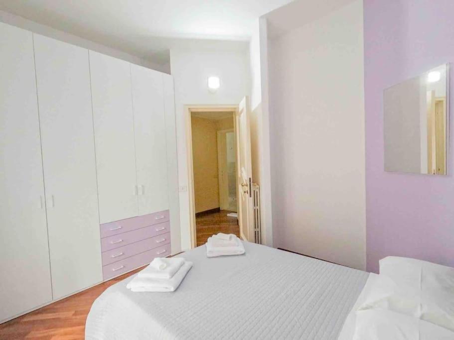 Appartamento Grazioso Con Parcheggio Privato 피아첸차 외부 사진