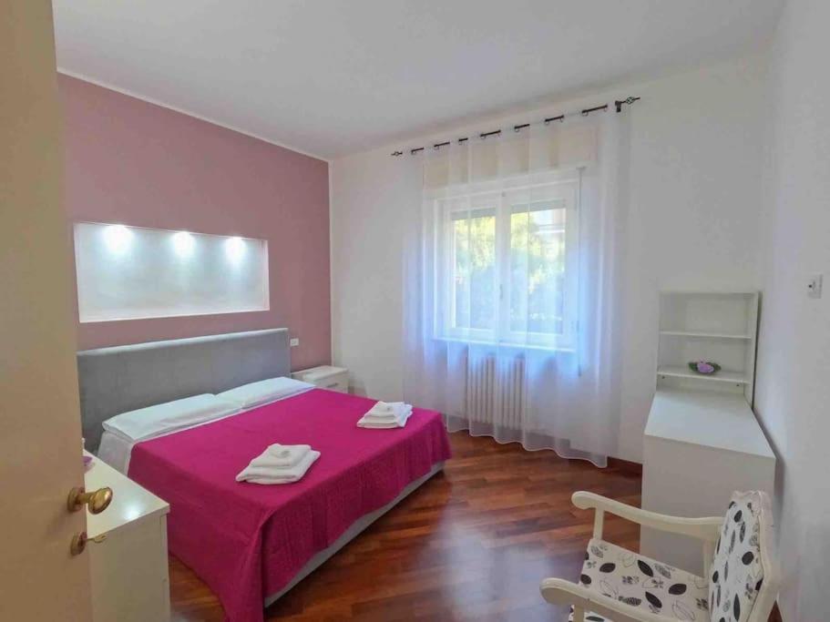 Appartamento Grazioso Con Parcheggio Privato 피아첸차 외부 사진