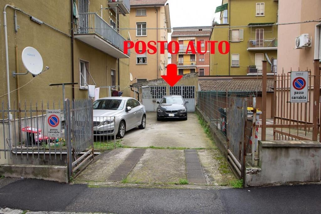 Appartamento Grazioso Con Parcheggio Privato 피아첸차 외부 사진